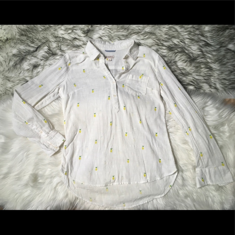 Merona shirt/ medium/ pineapples